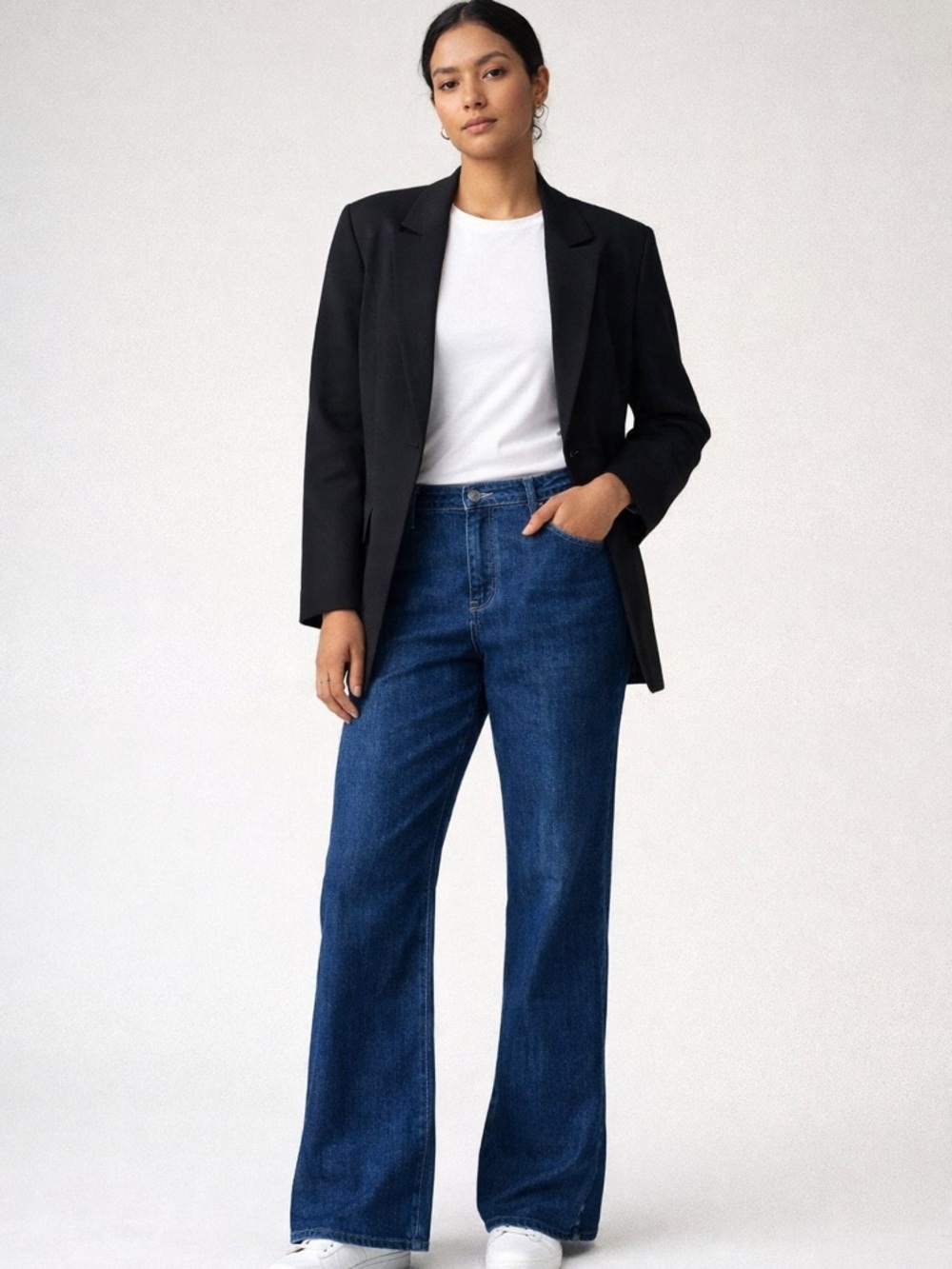 by Womyn Trouser Jeans Wide Leg Flare Dark Wash Sz 8